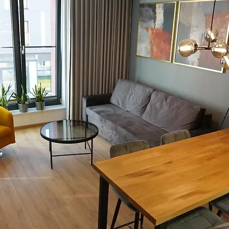 Appartement Halo 07 *