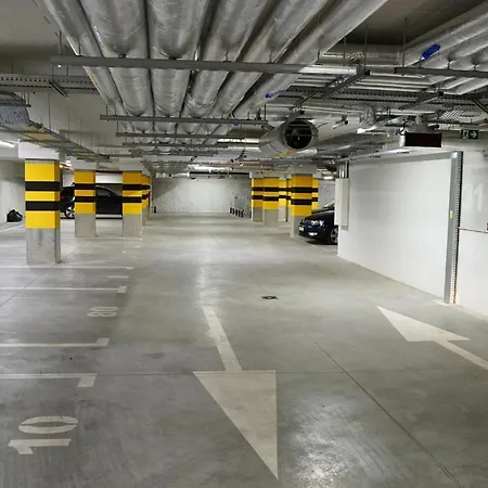 Halo 07 Apartment Wroclaw